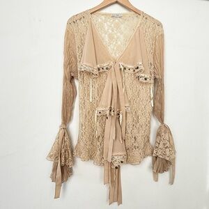 kaelyn max ii lace top